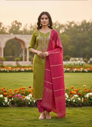 Looking These Disigner Suit in Fine Colored Pair With Bottom And Dupatta.These Top Are Simmer Jacquard And Dupatta Are Fabricated On Simmer Jacquard Pair With Santoon Bottom.Its Beautified With Woven Designer With Embroidery Work.