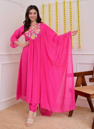 Garb These Suit in Fine Colored Pair With Bottom And Dupatta.These Top And Bottom Are Fabricated On Chanderi Silk Pair With Organza Dupatta.Its Beautified With Designer Embroidery Work.