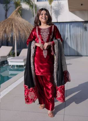 Attactive These Beautiful Looking Readymade Suit With Dupatta.These Top And Bottom Are Ice Velvet And Dupatta is Fabricated On Fendy Silk.Its Beautified With Designer Jari Embroidery Work.