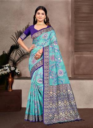 Attractie These Fastive And Party Wear Saree in Fine Colored.These Saree And Blouse is Fabricated On Cotton Silk.Its Beautified With Woven Meenakari Designer.