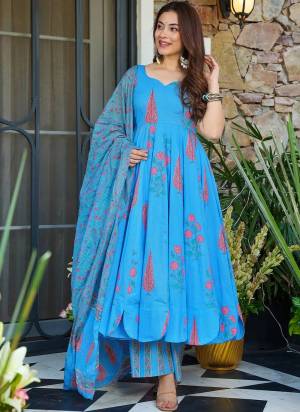 Garb These Beautiful Looking Readymade Plazzo Suits.These Top Are Muslin And Bottom is Fabricated On Muslin And Muslin Dupatta.Its Beautified With Designer Digital Printed.