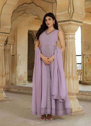 Attrective These Beautiful Party Wear Looking Readymade Gown With Bottom.These Gown And Dupatta Are Georgette Fabricated.Its Beautified With Disigner Embroidery Work.