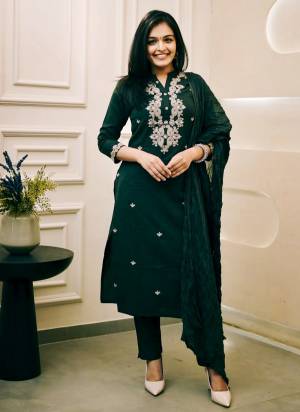 Garb These Suit in Fine Colored Pair With Bottom And Dupatta.These Top Are Cotton Silk And Bottom Are Fabricated On Cotton Silk Pair With Chinon Dupatta.Its Beautified With Designer Embroidery Work.