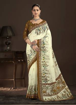 Attractive These Fastive And Party Wear Saree in Fine Colored.These Saree And Blouse is Fabricated On Crepe Silk.Its Beautified With Designer Digital Foil Printed.