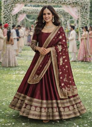  Looking These Party Wear Suit in Fine Colored Pair Anarkali With Dupatta.These Top Are Silk And Dupatta Are Fabricated On Viscose Jacquard Pair.Its Beautified With Designer Embroidery Work,Woven Dupatta.