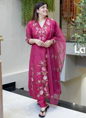 Garb These Beautiful Looking Readymade Suits.These Top Are BSY Chanderi Silk And Bottom Are BSY Chanderi Silk And Organza Dupatta Fabricated.Its Beautified  With Disigner Embroidery Work.