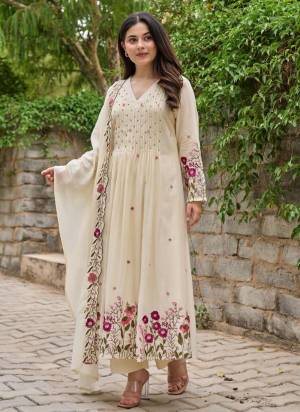 Garb These Beautiful Looking Readymade Suits.These Top Are Chanderi Silk And Bottom Are Chanderi Silk And Chanderi Dupatta Fabricated.Its Beautified  With Disigner Embroidery Work.