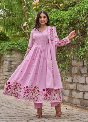 Garb These Beautiful Looking Readymade Suits.These Top Are Chanderi Silk And Bottom Are Chanderi Silk And Chanderi Dupatta Fabricated.Its Beautified  With Disigner Embroidery Work.