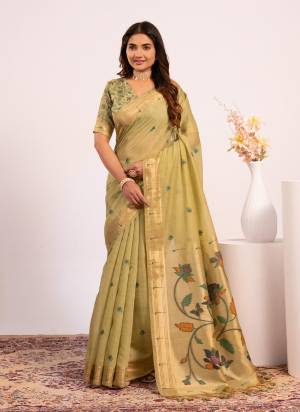 Garb These Festive Wear Saree in Fine Colored.These Saree And Blouse is Fabricated On Muga Cotton.Its Beautified With Multy Thread Weaving Paithani Designer.
