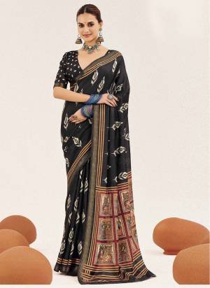 Looking These Traditinol Party Wear Saree in Fine Colored.These Saree Cotton Silk And Blouse is Fabricated On Cotton Silk Pair.Its Beautified With Designer Digital Printed.