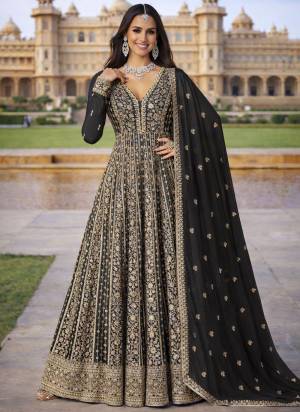  Looking These Party Wear Suit in Fine Colored Pair Anarkali With Dupatta.These Top Are Chinon Silk And Dupatta Are Fabricated On Chinon Silk Pair.Its Beautified With Designer Heavy Embroidery Work.