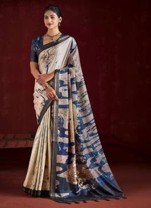Looking These Traditinol Party Wear Saree in Fine Colored.These Saree Gathan Silk And Blouse is Fabricated On Gathan Silk Pair.Its Beautified With Woven Border Designer With Digital Printed.