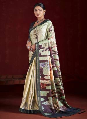 Looking These Traditinol Party Wear Saree in Fine Colored.These Saree Gathan Silk And Blouse is Fabricated On Gathan Silk Pair.Its Beautified With Woven Border Designer With Digital Printed.
