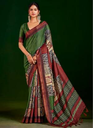 Looking These Traditinol Party Wear Saree in Fine Colored.These Saree Gathan Silk And Blouse is Fabricated On Gathan Silk Pair.Its Beautified With Woven Jari Border Designer With Digital Printed.