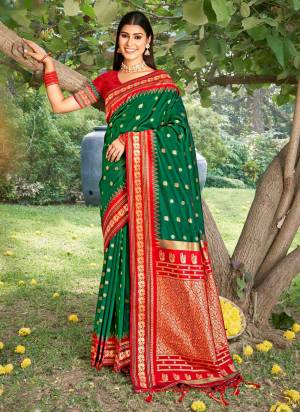 Garb These Fastive And Party Wear Saree in Fine Colored.These Saree And Blouse is Fabricated On Soft Silk.Its Beautified With Heavy Woven Jari Designer.