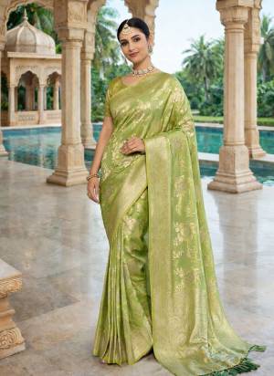 Looking These Party Wear Saree in Fine Colored Pair With Blouse.These Saree and Blouse Are Fabricated On Crepe Silk.Its Beautified With Woven Jari Designer.