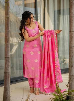 Garb These Suit in Fine Colored Pair With Bottom And Dupatta.These Top Are Chanderi And Bottom Are Fabricated On Chanderi Pair With Chanderi Dupatta.Its Beautified With Woven Designer.