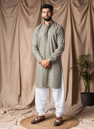 For A festive And Party Wear,Attractive These Readymade Kurta With Payjama in Fine Colored.These Kurta is Fabricated On Viscose Rayon And Art Silk Bottom With Designer Embroidery Work.Buy Now.