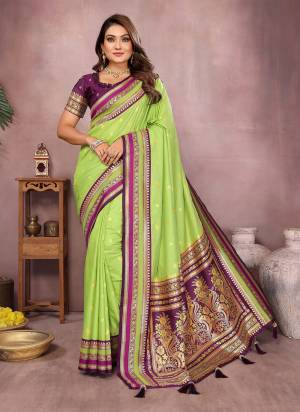 Attractive These Festive Party Wear Saree in Fine Colored.These Saree And Blouse is Fabricated On Handloom Silk.Its Beautified With Weaving Jari Designer.