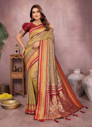 Attractive These Festive Party Wear Saree in Fine Colored.These Saree And Blouse is Fabricated On Handloom Silk.Its Beautified With Weaving Jari Designer.