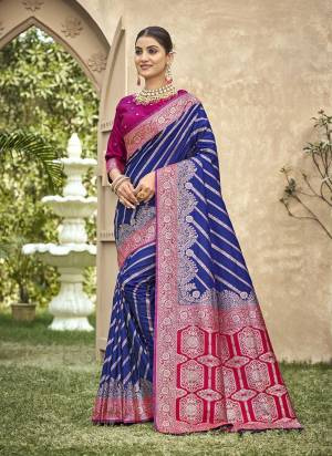 Attractive These Party Wear Saree in Fine Colored.These Saree And Blouse is Fabricated On Banarasi Silk.Its Beautified With Weaving Jari Designer.