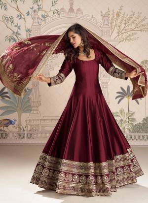 Attractive These Party Wear Free Size Stitched Anarkali Suit in Fine Colored Pair With Dupatta.These Top Are Silk And Dupatta Are Viscose And Pair With Santoon Inner.Its Beautified With Wevon Designer With Embroidery Work.