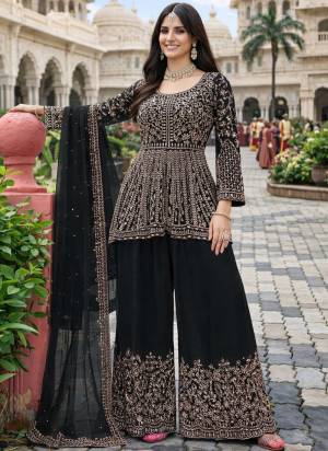  Looking These Party Wear Suit in Fine Colored Pair Plazzo With Dupatta.These Top And Bottom Are Chinon And Dupatta Are Fabricated On Net Pair.Its Beautified With Designer Mirror Embroidery Work.
