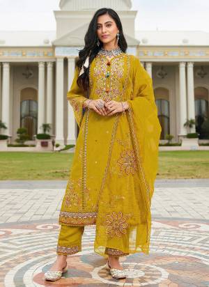 Attractive These Party Wear Designer Salwar Suit in Fine Colored Pair With Bottom And Dupatta.These Top Are Cotton And Dupatta Are Fabricated On Organza Pair With Cotton Bottom.Its Beautified With Cotton Inner.Its Beautified With Designer Embroidery Work.