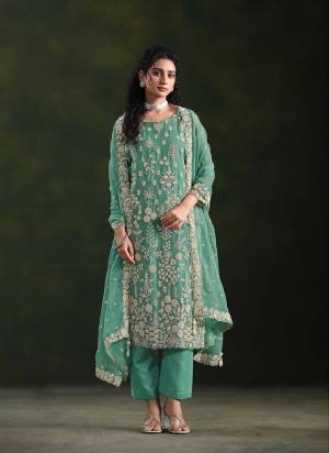 Looking These Party Wear Salwar Suit in Fine Colored Pair With Bottom And Dupatta.These Top And Dupatta Are Fabricated On Crinkle Chiffon Pair With Santoon Bottom.Its Beautified With Designer Embroidery With Hand Work.