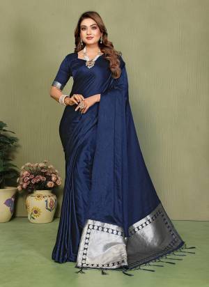 Garb These Festive Party Wear Saree in Fine Colored.These Saree And Blouse is Fabricated On Satin Silk.Its Beautified With Hand Dyed With Woven Lagdi Patta Pallu Gala Designer.