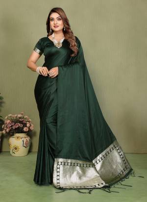 Garb These Festive Party Wear Saree in Fine Colored.These Saree And Blouse is Fabricated On Satin Silk.Its Beautified With Hand Dyed With Woven Lagdi Patta Pallu Gala Designer.