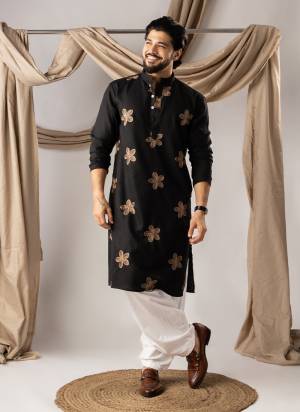 For A Festive And Party Wear,Attractive These Readymade Kurta With Payjama in Fine Colored.These Kurta is Fabricated On Linen And Art Silk Bottom With Designer Embroidery Work.Buy Now.