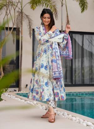 Garb These Beautiful Looking Readymade Plazzo Suits.These Top Are Muslin And Bottom is Fabricated On Muslin And Muslin Dupatta.Its Beautified With Designer Digital Printed.