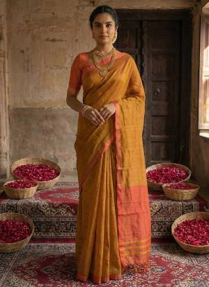 Garb These Fastive And Party Wear Saree in Fine Colored.These Saree And Blouse is Fabricated On Cotton.Its Beautified With Woven Designer.