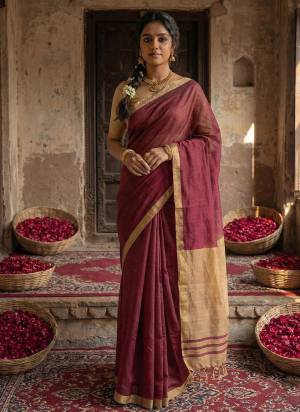 Garb These Fastive And Party Wear Saree in Fine Colored.These Saree And Blouse is Fabricated On Cotton.Its Beautified With Woven Designer.