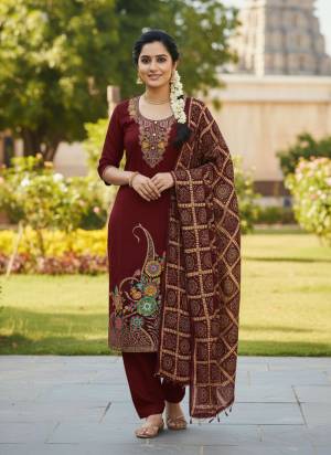 Looking These Disigner Suit in Fine Colored Pair With Bottom And Dupatta.These Top Are Banarasi Silk And Dupatta Are Fabricated On Chinon Pair With Santoon Bottom.Its Beautified With Woven Meenakari Designer With Printed Dupatta.