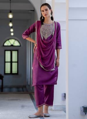 Looking These Beautiful Readymade Suits With Dupatta.These Suit is Fabricated On Top Are Silk Blend And Bottom Are Silk Blend And Nazmin Dupatta .Its Beautified With Designer Embroidery Work.