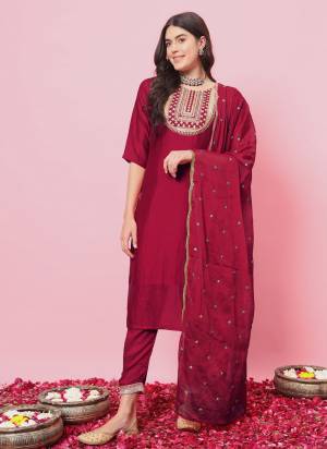 Looking These Beautiful Readymade Suits With Dupatta.These Suit is Fabricated On Top Are Silk Blend And Bottom Are Silk Blend And Chinon Dupatta .Its Beautified With Designer Embroidery Work.