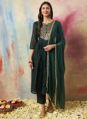 Garb These Beautiful Readymade Suits With Dupatta.These Suit is Fabricated On Top Are Cotton Silk And Bottom Are Santoon And Nazmin Dupatta .Its Beautified With Designer Embroidery Work.