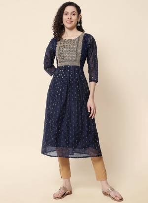 Attrective These Beautiful Looking Readymade Kurti.These Kurti Fabricated On Chanderi Modal.Its Beautified With Woven Butti Designer With Coding Embroidery Work.