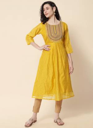 Attrective These Beautiful Looking Readymade Kurti.These Kurti Fabricated On Chanderi Modal.Its Beautified With Woven Butti Designer With Coding Embroidery Work.