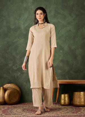 Attractive These Beautiful Party Wear Readymade Top With Bottom.These Dress is Fabricated On Top And Bottom Are Cotton Silk Blend.Its Beautified With Woven Lininig Designer,Solid.