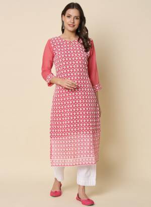 Garb These Beautiful Looking Readymade Kurti.These Kurti Fabricated On Georgette.Its Beautified With Designer Chikankari Embroidery Work.