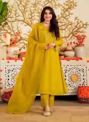 Looking These Suit in Fine Colored Pair With Bottom And Dupatta.These Top Are Viscose Satin And Bottom Are Fabricated On Viscose Pair With Organza Dupatta.Its Beautified With Designer Embroidery Work.