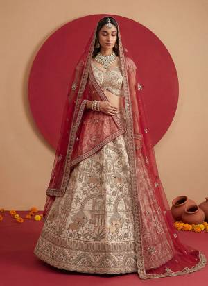 For A Fancy Designer Look,Grab These Lehenga Choli With Dupatta in Fine Colored.These Lehenga And Choli Are Silk And Dupatta Are Fabricated On Soft Net Pair.Its Beautified With Fancy Chappat Jari,Golden Dori,Thread,Sequance Embroidery,Diamond Work. 