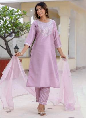 Looking These Beautiful Readymade Suits With Dupatta.These Suit is Fabricated On Top Are Silk Blend And Bottom Are Silk Blend And Silk Dupatta .Its Beautified With Designer Embroidery Work.