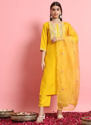 Looking These Beautiful Readymade Suits With Dupatta.These Suit is Fabricated On Top Are Silk Blend And Bottom Are Silk Blend And Organza Dupatta .Its Beautified With Designer Embroidery Work.