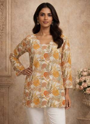 Garb These Beautiful Looking Readymade Short Top.These Top Are Fabricated On Maslin.Its Beautified With Designer Digital Printed.