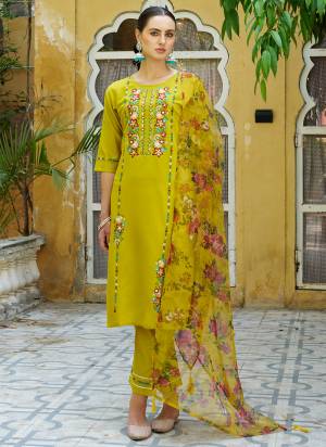 Attractive These Beautiful Readymade Suits With Dupatta.These Suit is Fabricated On Top Are Viscose Rayon And Bottom Are Viscose Rayon And Organza Dupatta .Its Beautified With Designer Embroidery Work.