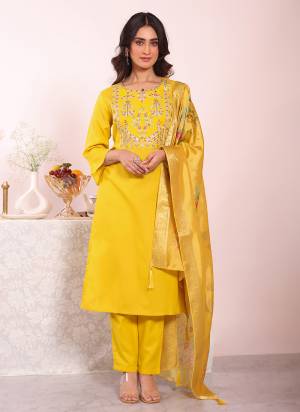 Garb These Suit in Fine Colored Pair With Bottom And Dupatta.These Top Are Poly Silk And Bottom Are Fabricated On Poly Silk Pair With Banarasi Dupatta.Its Beautified With Designer Embroidery Work.